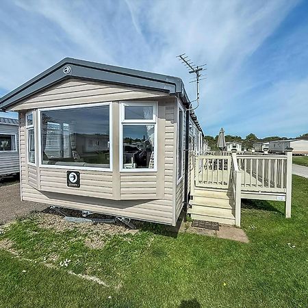6 Berth Caravan With Decking At Sunnydale Holiday Park Ref 35243Kg Louth  Exterior photo
